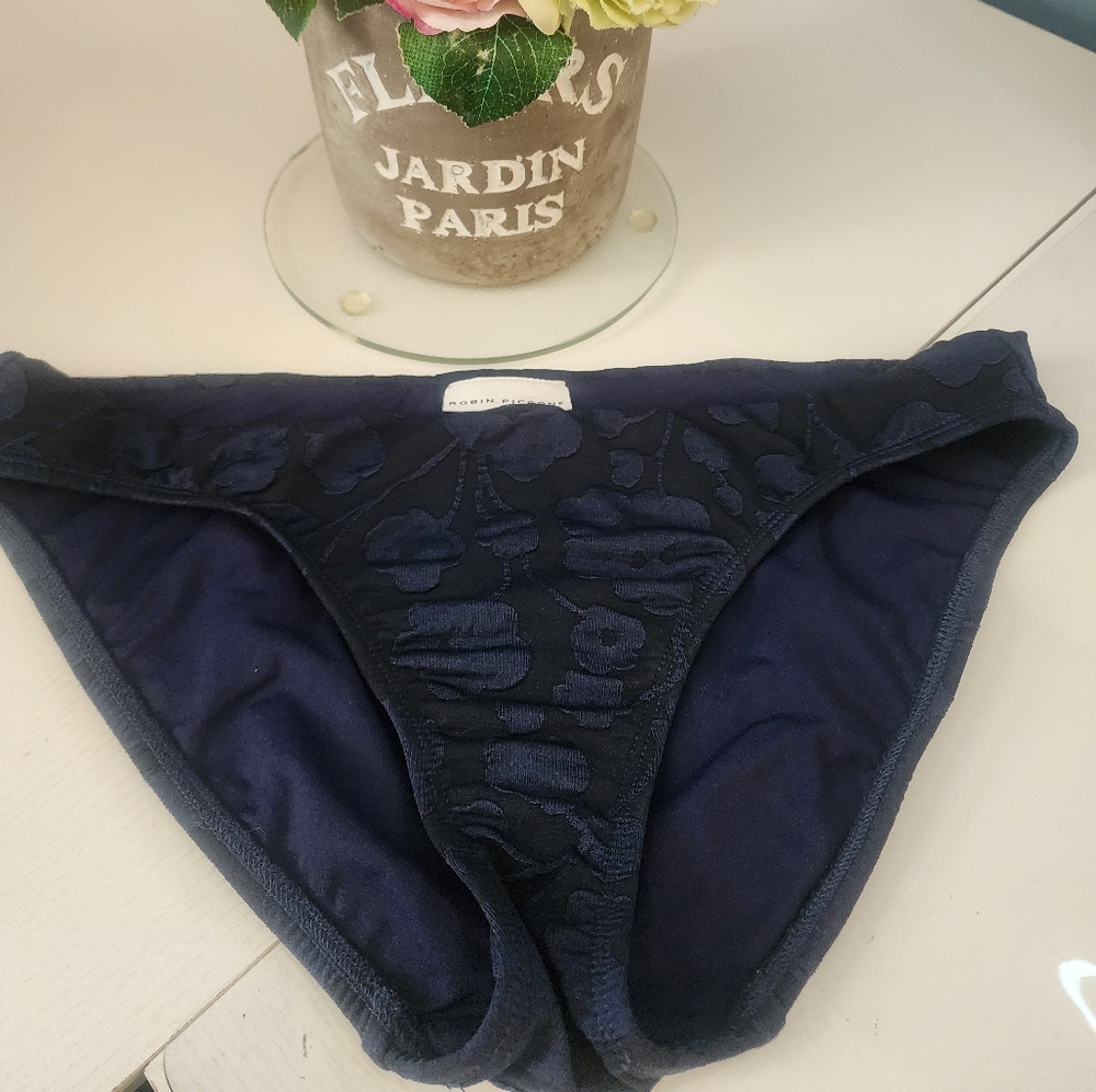 Bikini bottom